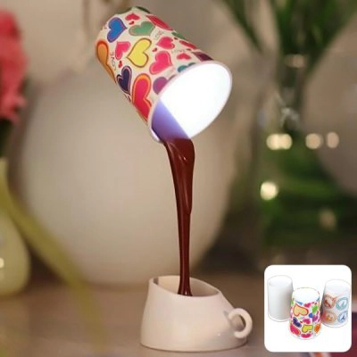 Schwebende Kaffeetasse Lampe