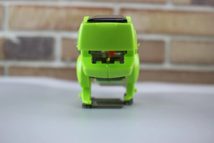 DIY Solar Dino von vorne