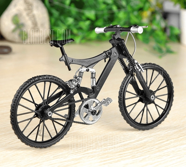 ModellFahrrad zum Zusammenbauen für 17,64€