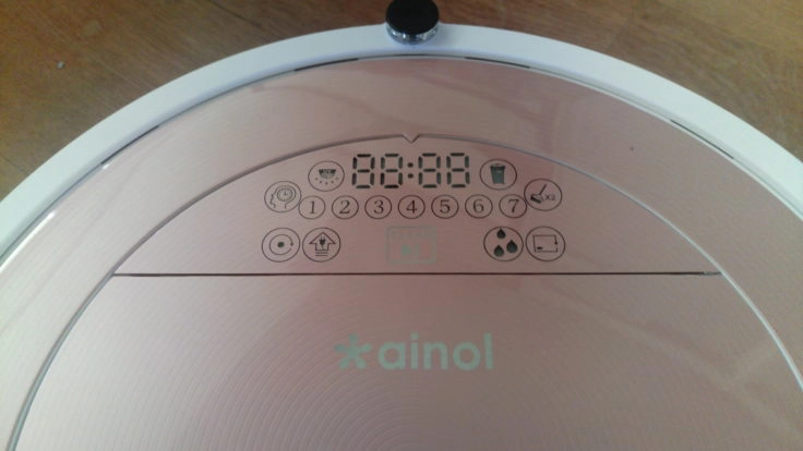 Ainol A-S11 Saugroboter LED Anzeige