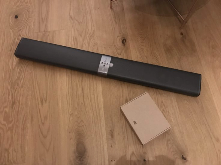Xiaomi TV Bar ausgepackt