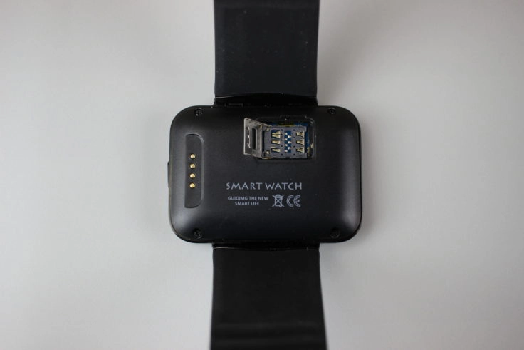 Makibes DM98 Smartwatch SIM Slot