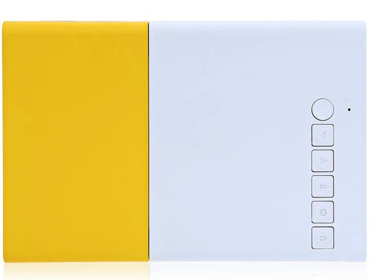 YG 300 portabler LCD-Beamer Seitenansicht
