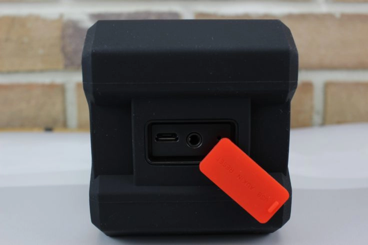 Aukey SK-M12 Anschlüsse