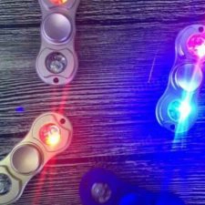 Leuchtende Fidget Spinner mit LEDs