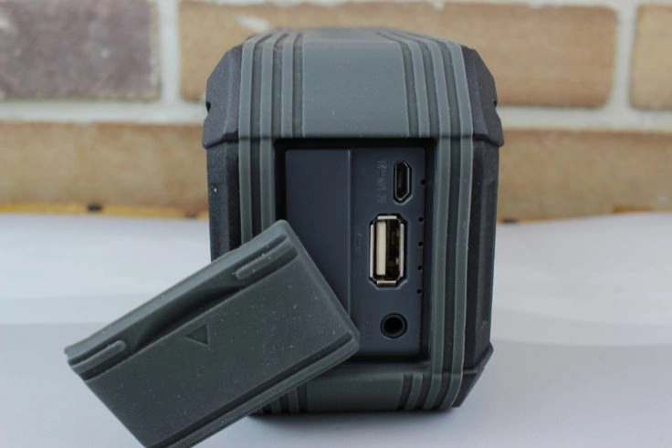 Mpow Armor Plus MBS7 Anschlüsse