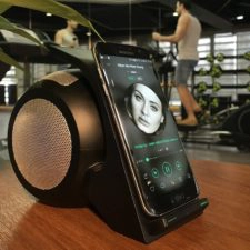 wn1 qi ladestation bluetooth-speaker