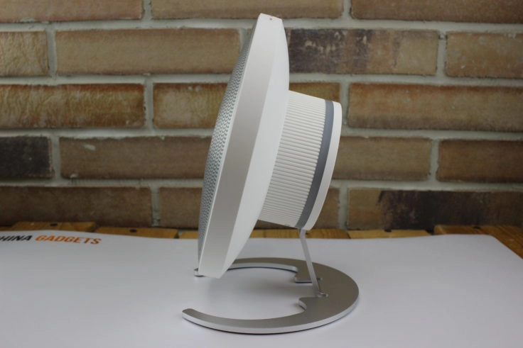 iClever IC-BTS09 Lautsprecher Seitenansicht