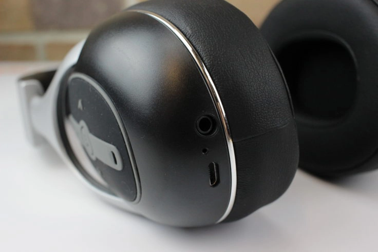 Tronsmart Encore S6 Anschlüsse
