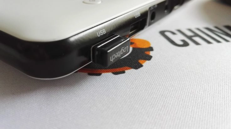 M6 Mini Beamer Maus Dongle