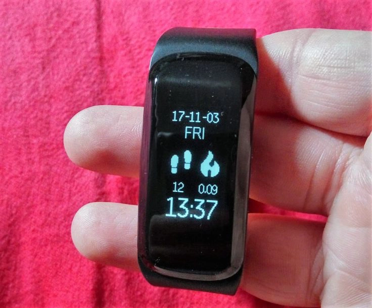 NO.1 F4 Fitness Tracker Display