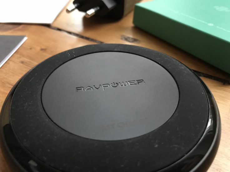 RAVPower Quick Charge Ladestation 