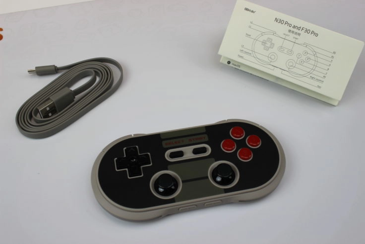 8Bitdo NES30 Pro Bluetooth Controller (6)