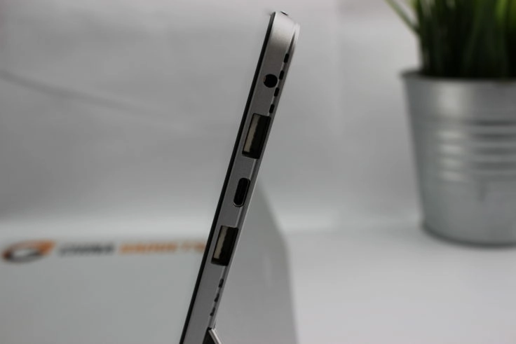 CHUWI SurBook Mini Anschlüsse CHUWI SurBook Mini Anschlüsse