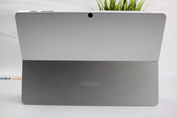 CHUWI Surbook Mini Rückseite CHUWI Surbook Mini Rückseite