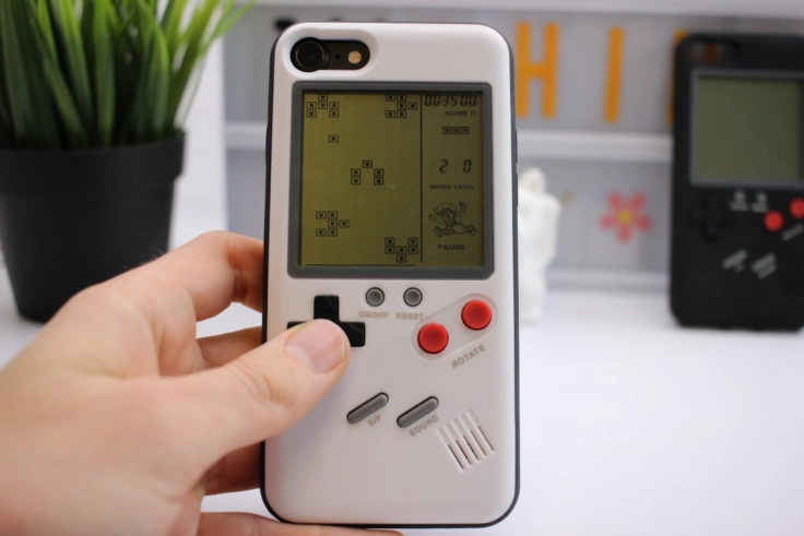 Gameboy Smartphone Case spielen