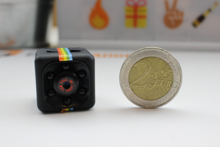 Quelima SQ 11 Mini Kamera 2 Euro Münze 