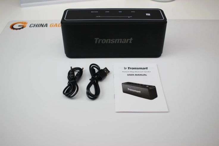 Tronsmart Mega Lieferumfang