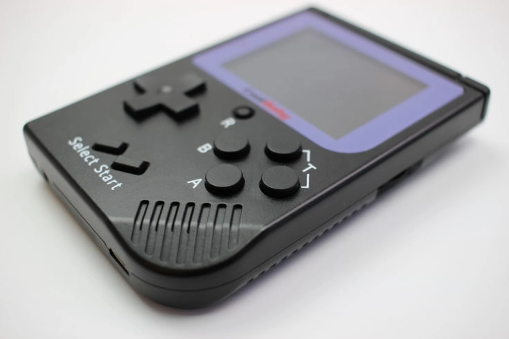 Game Boy Klon mit 129 Classic Spielen für unter 20€