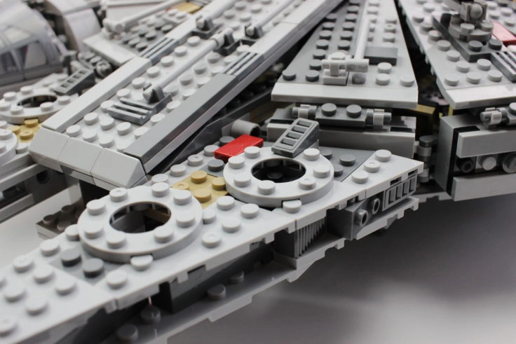 Lepin Millennium Falke (7)