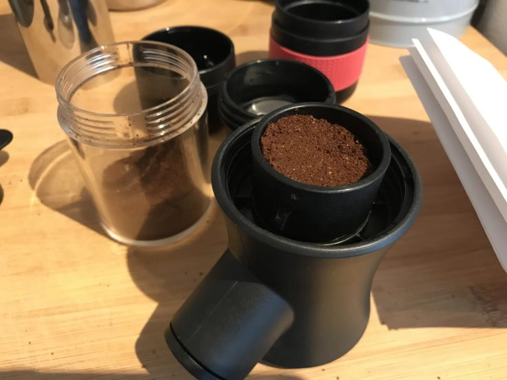 Portable Espressomaschine Kaffepulver