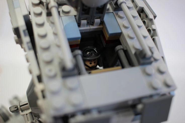 Lepin Walker AT-ST Luke offen und Blick ins Cockpit
