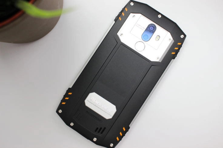 Blackview BV9000 Outdoor Smartphone Rückseite