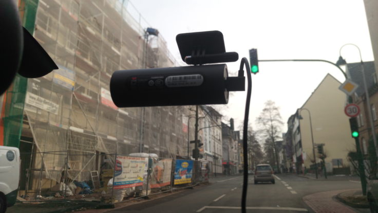 Xiaomi 70 Minutes Dashcam Aufnahme aus dem Auto