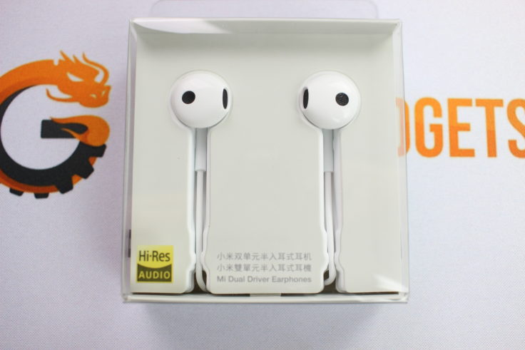 Xiaomi halb In-Ear Kopfhörer Verpackung