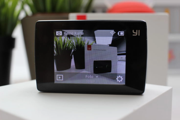 YI Lite Action Cam Display