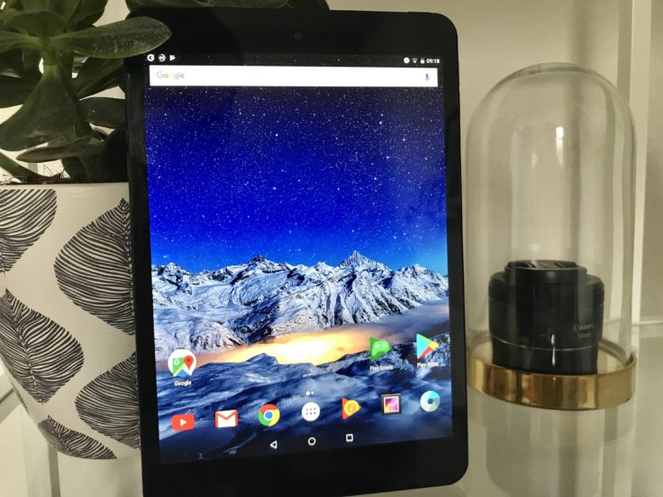 FNF iFive Mini 4S Tablet Display Frontseite