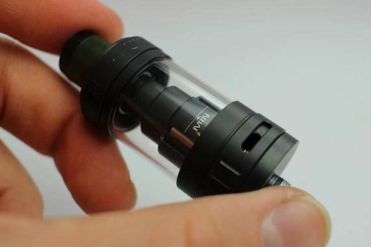 Uwell Crown 3 Airflow Control