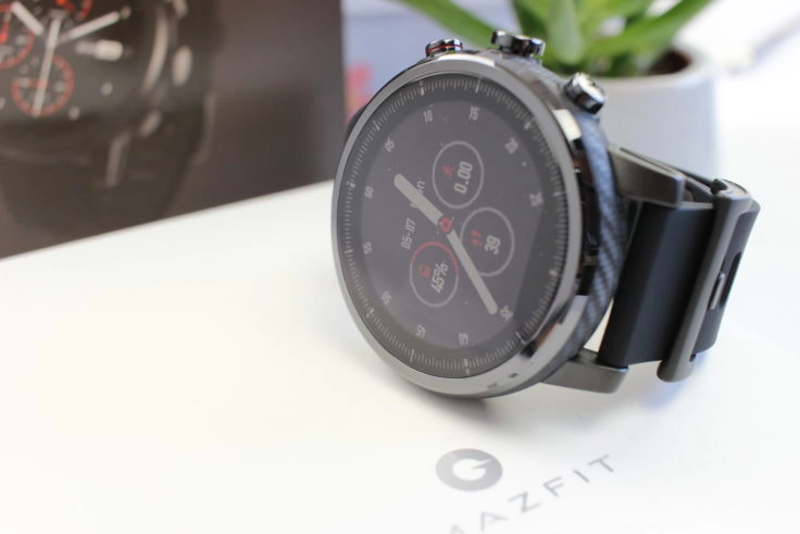 Huami Amazfit Stratos Display