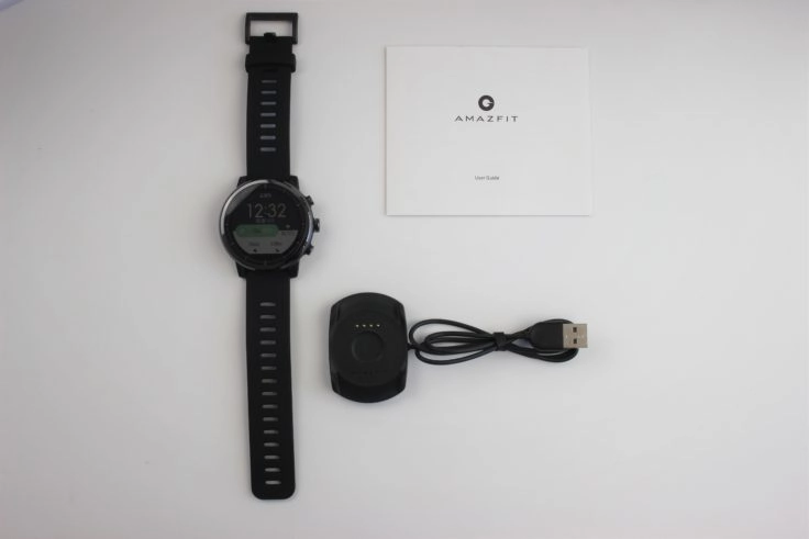 Huami Amazfit Stratos Lieferumfang