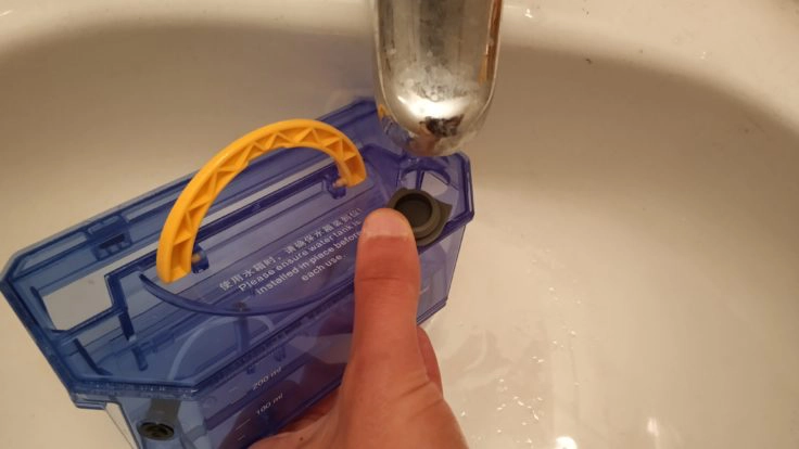 ILIFE V7S Plus Saugroboter Wassertank Auffüllung ILIFE V7S Plus Saugroboter Wassertank Auffüllung