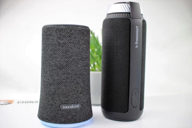 Anker Soundcore Flare vs. Tronsmart T6