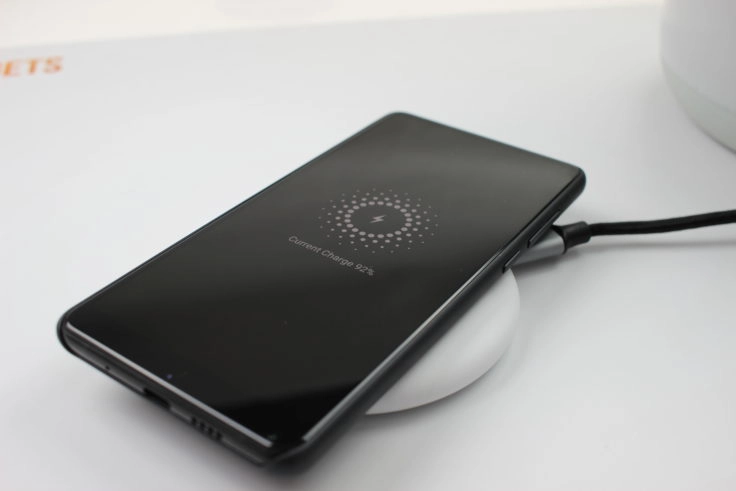 Xiaomi Qi Ladegereat Ladehinweis