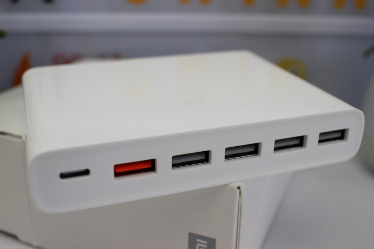 Xiaomi USB Hub Klavierlack