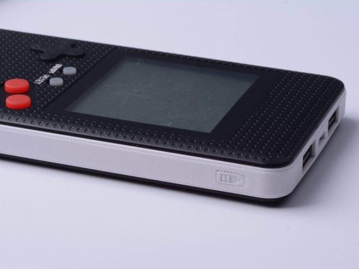 Xanes LF26 Game Boy Powerbank
