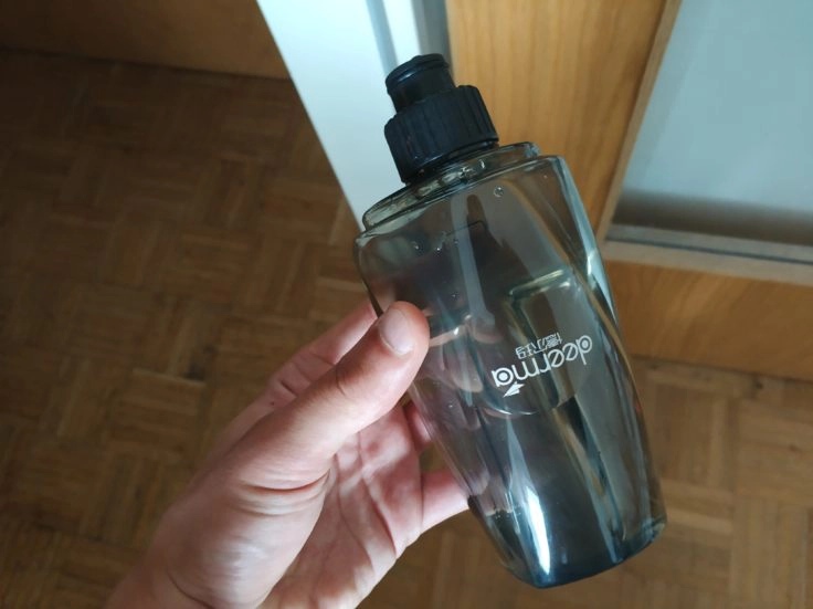 Xiaomi Deerma Sprühmopp Wassertank Stand danach Xiaomi Deerma Sprühmopp Wassertank Stand nach Reinigung