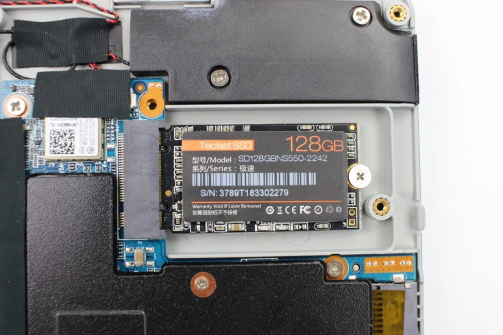 Teclast F5 SSD Slot