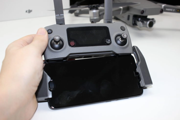 Mavic 2 Zoom Fernsteuerung mit Smartphone