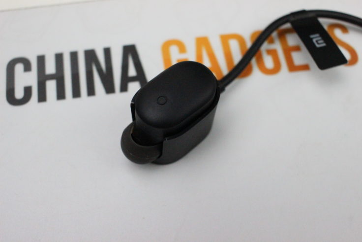 Xiaomi LYEJ05LM Mini Bluetooth Headset mit Ladestation