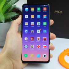 Xiaomi Mi Mix 3 Display seitlich