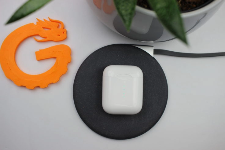 TWS i10 AirPod Klon QI-Laden