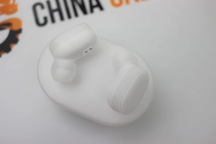 Xiaomi AirDots Youth Edition mit Ladeschale