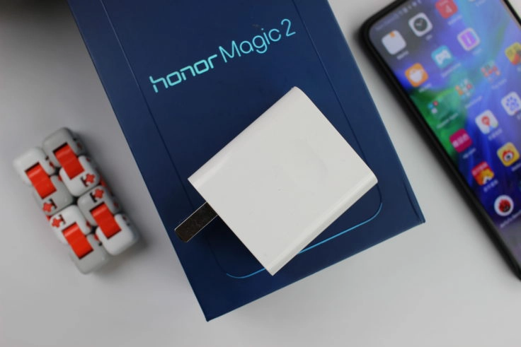 Honor Magic 2 Verpackung Lieferumfang