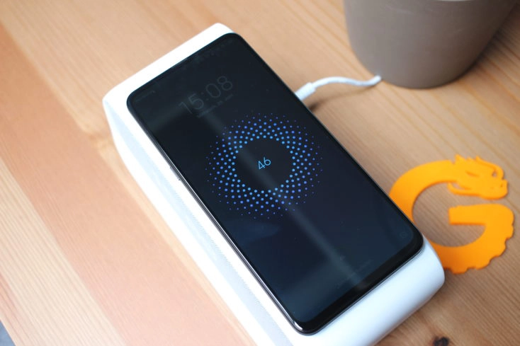 Anker Soundcore Wakey Qi-Ladegerät