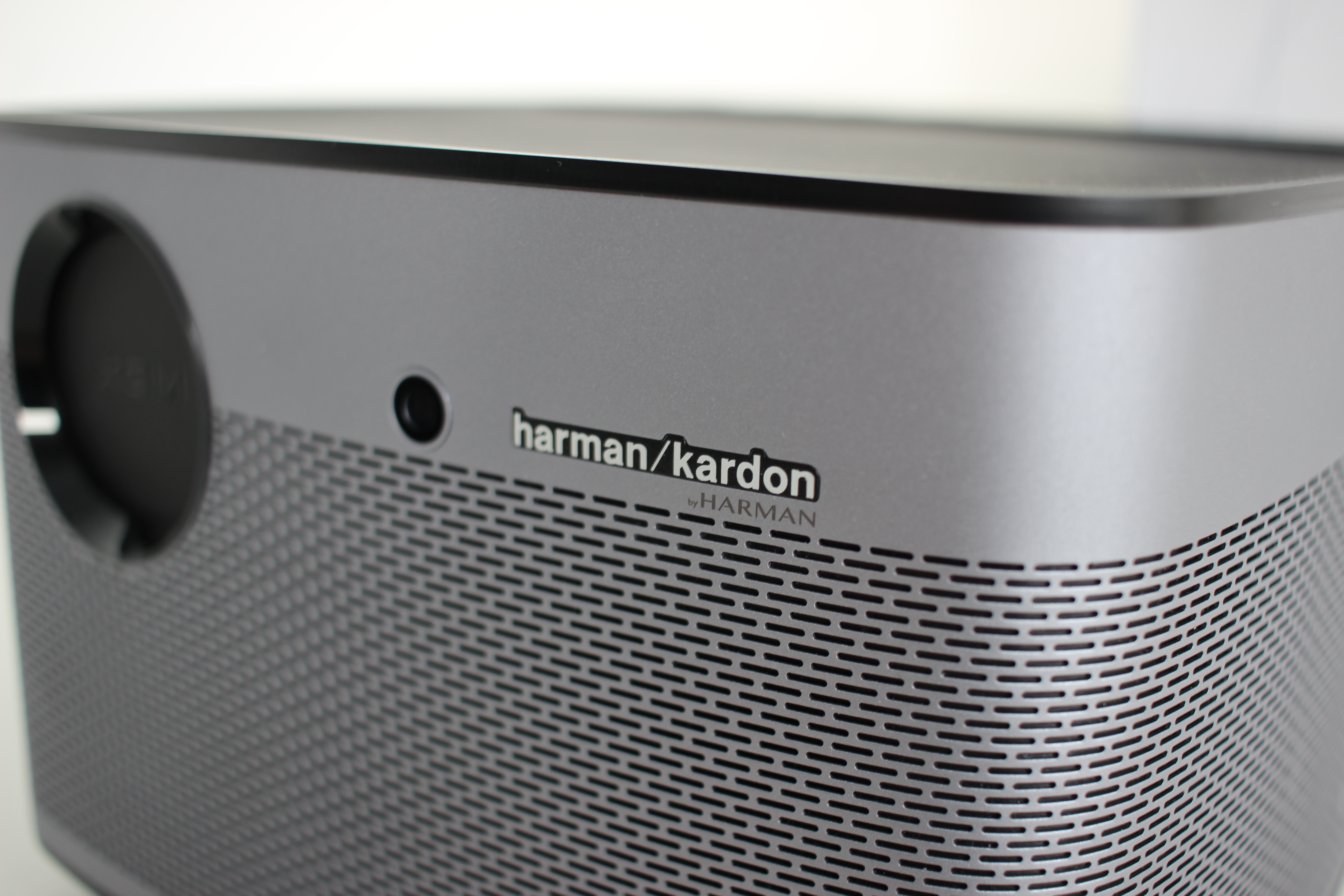 Xgimi horizon купить. Проектор XGIMI Harman Kardon. Harman Kardon 3300. Harman Kardon ts18.