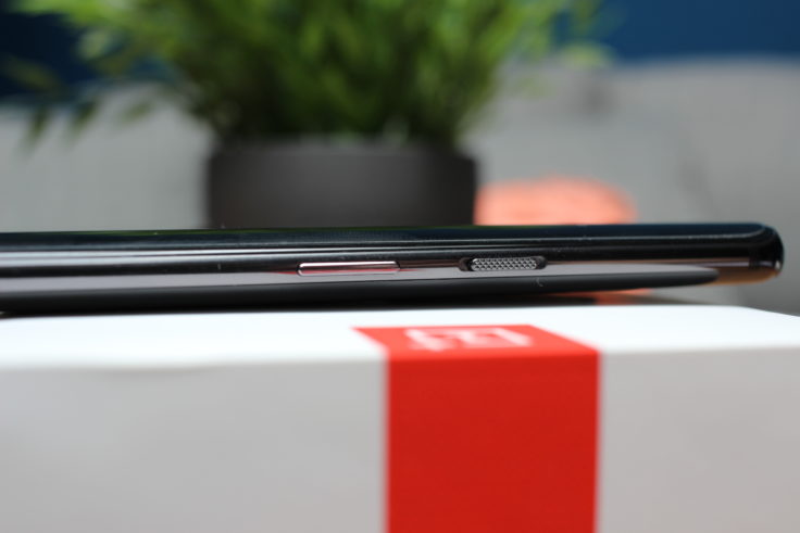 OnePlus 7 Pro Benachrichtigungsslider Power Button